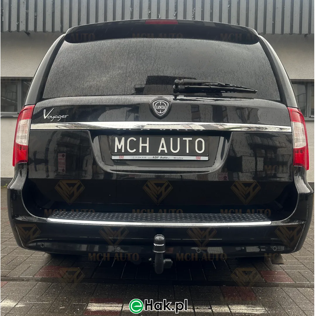 lancia voyager montaz haka holowniczego
