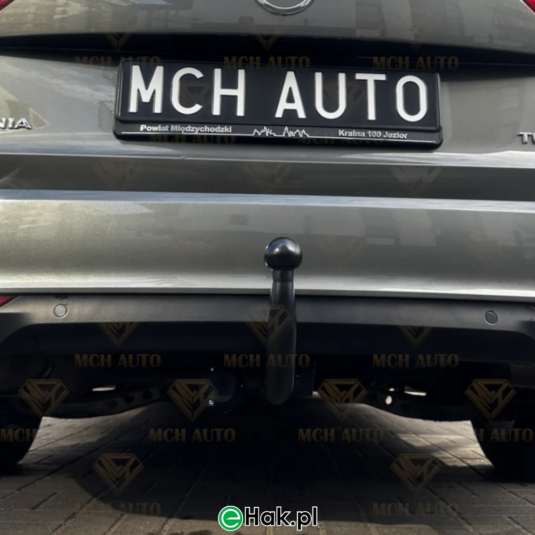 montaz haka holowniczego opel insignia b sports tourer