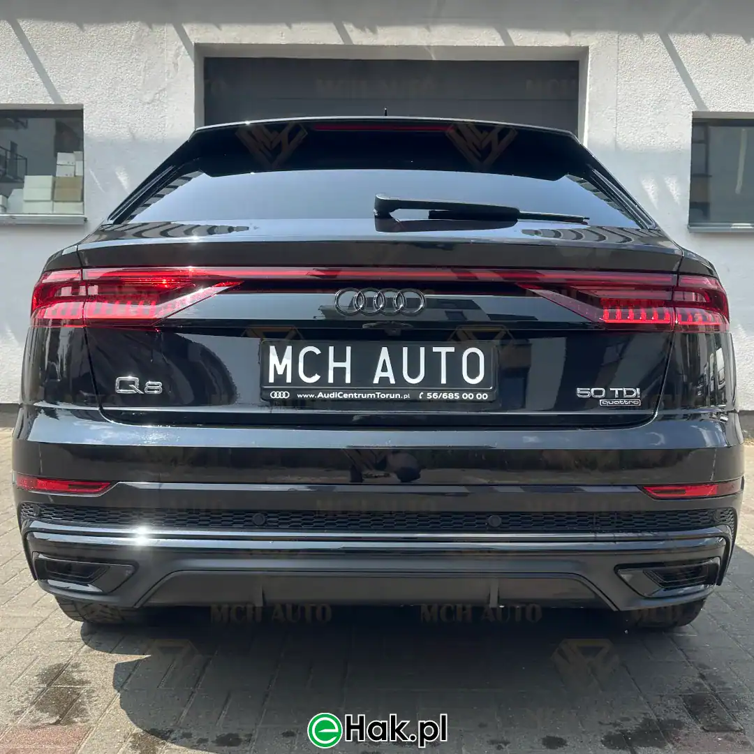 audi a8 hak holowniczy