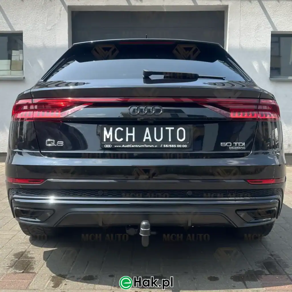 montaz haka holowniczego audi a8