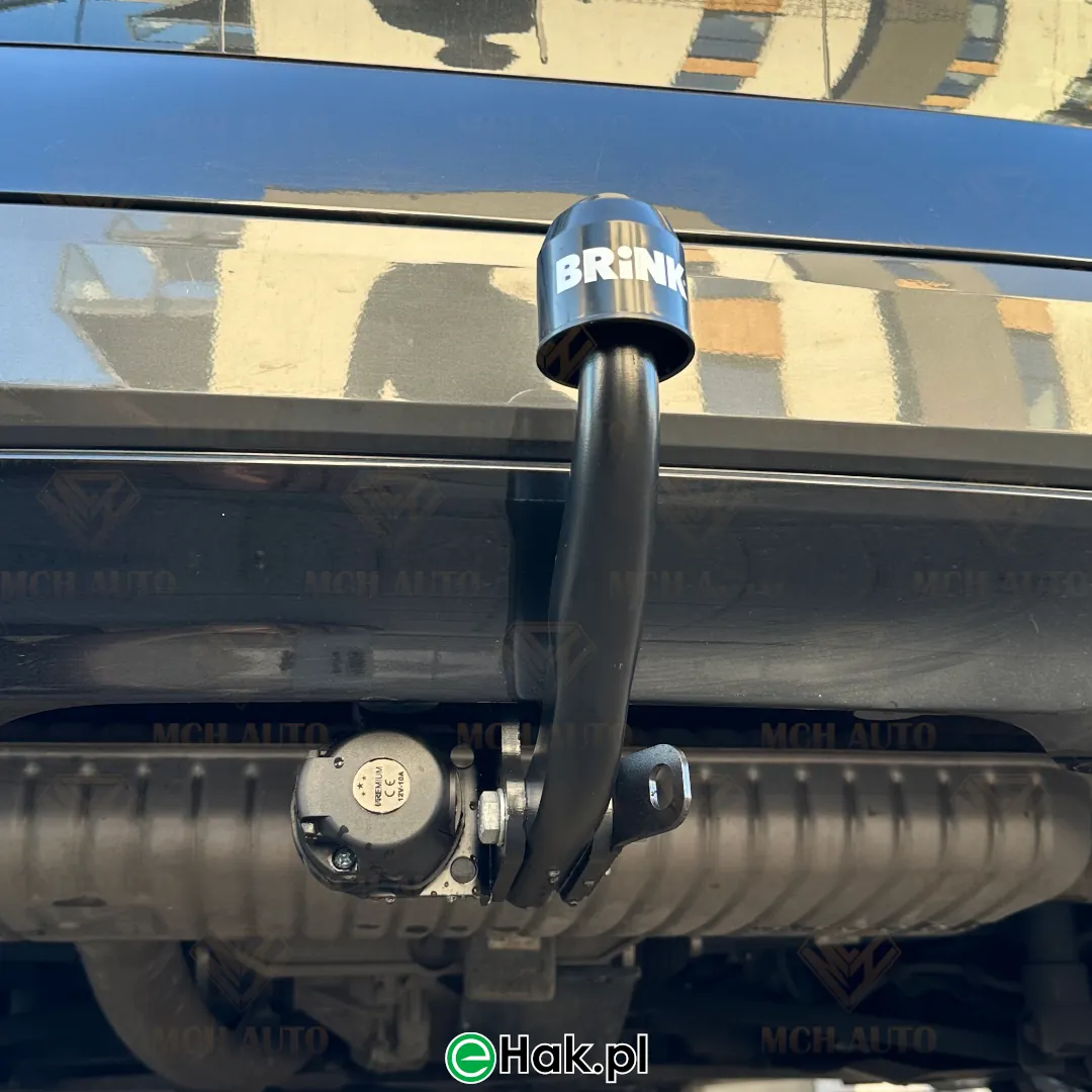 haki holownicze bmw x1 f48