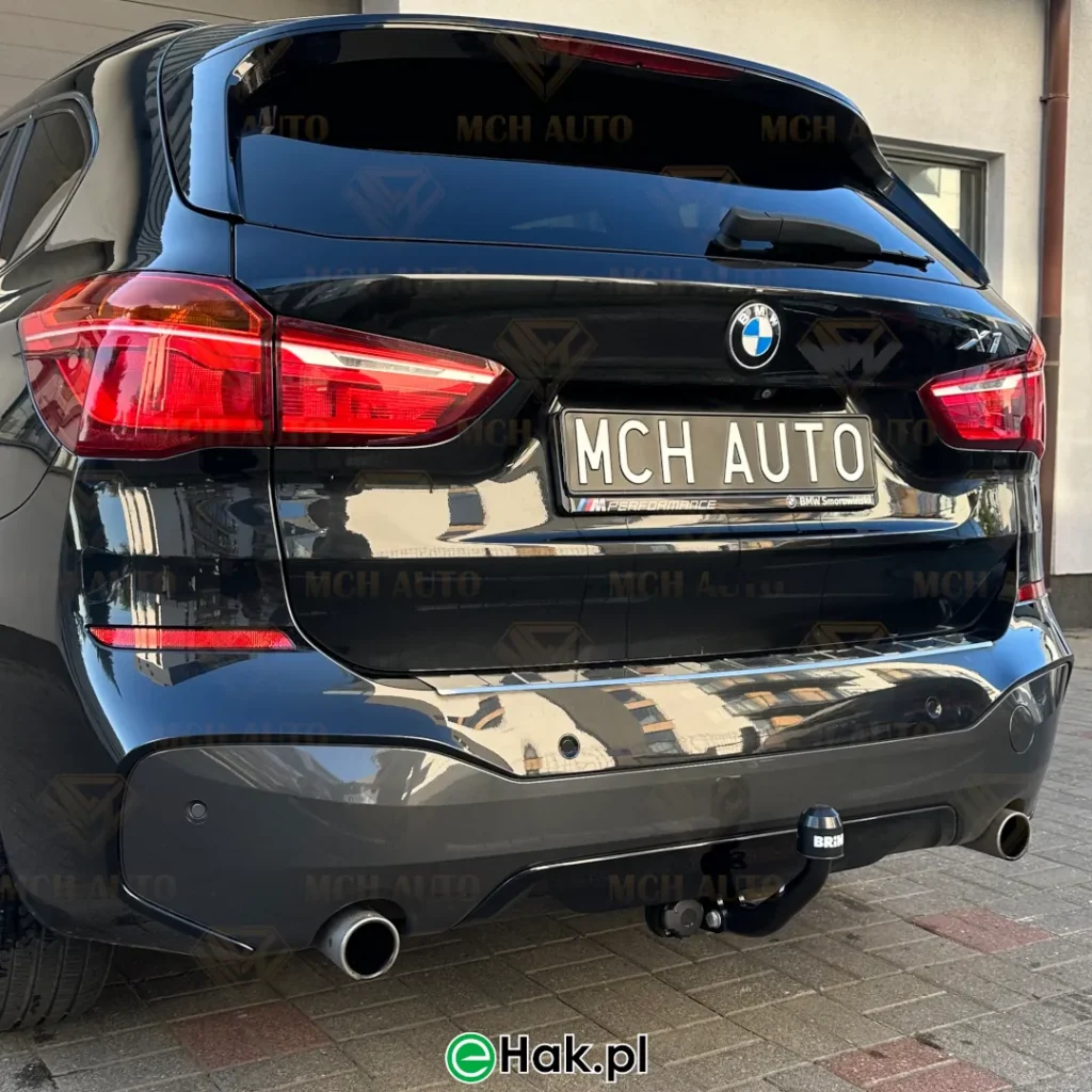 montaz haka holowniczego bmw x1