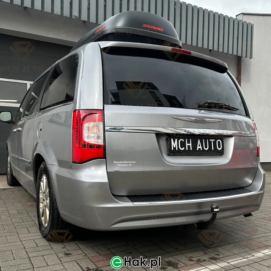 montaz haka holowniczego chrysler
