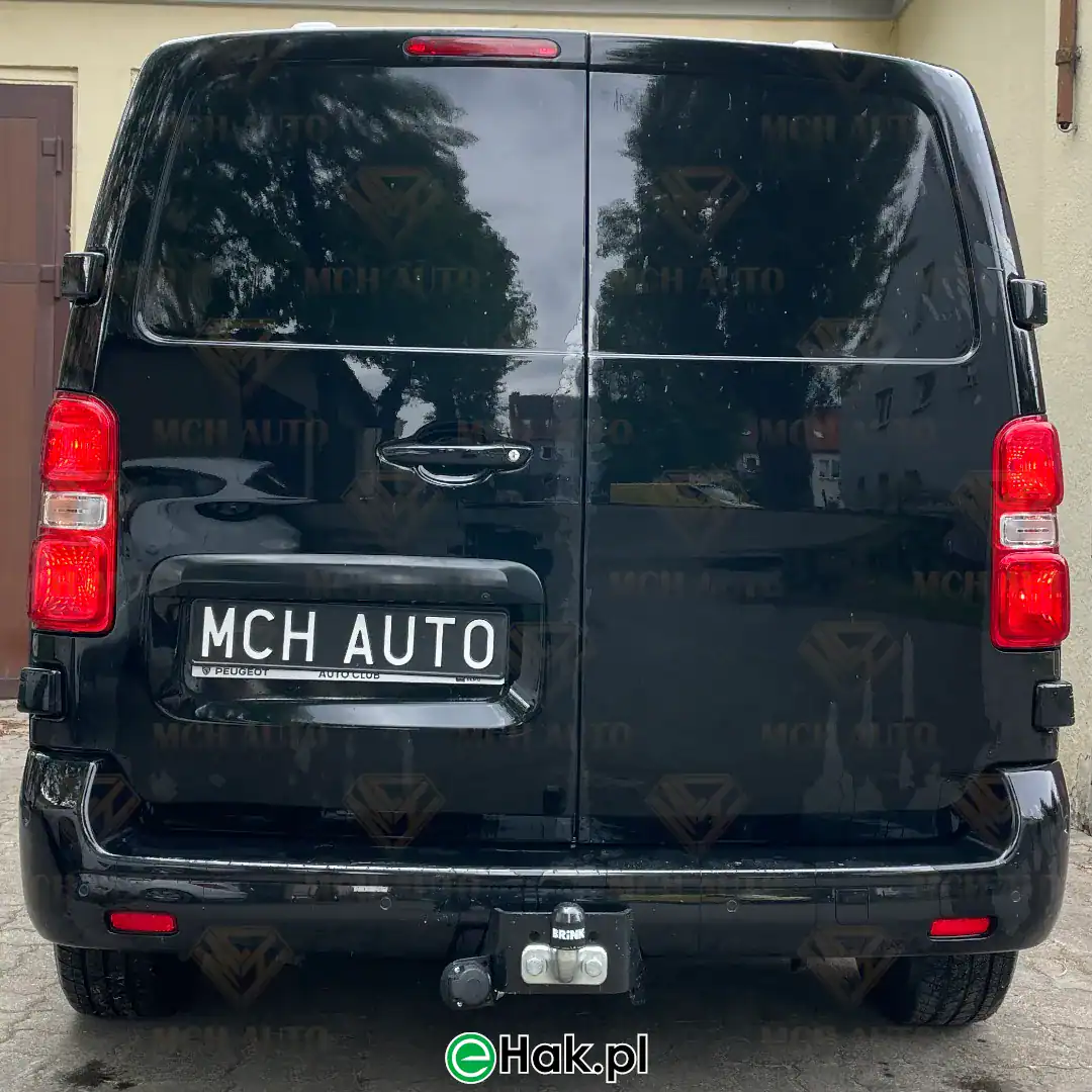 montaz haka holowniczego peugeot expert 2019