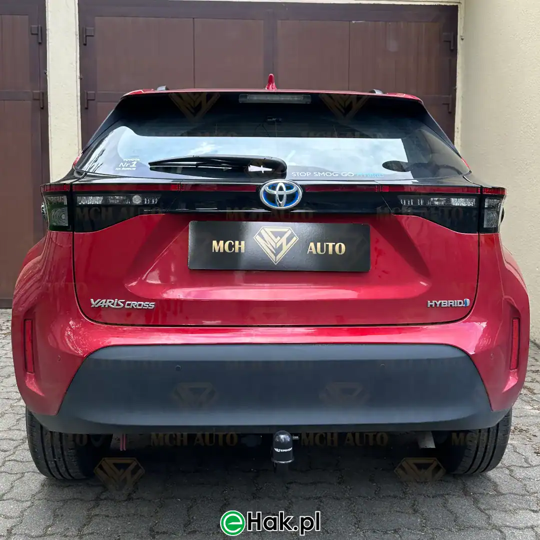 montaz haka toyota yaris cross 2023