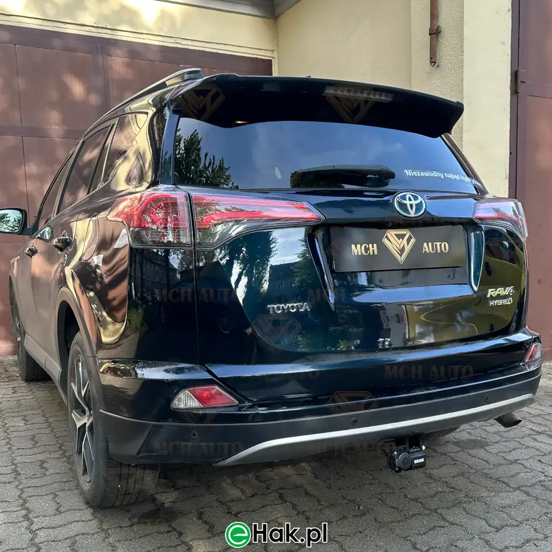 toyota rav 4 IV hybrid montaz haka holowniczego