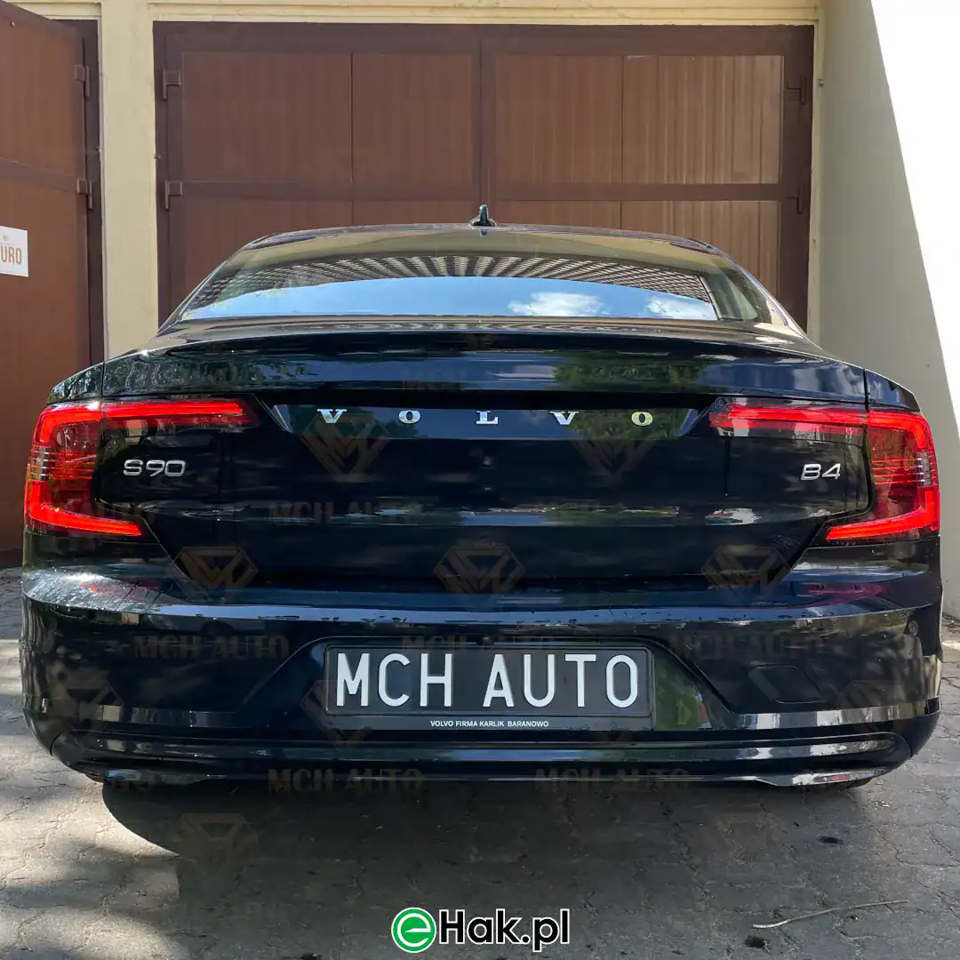 volvo s90 2022 lift montaz haka holowniczego