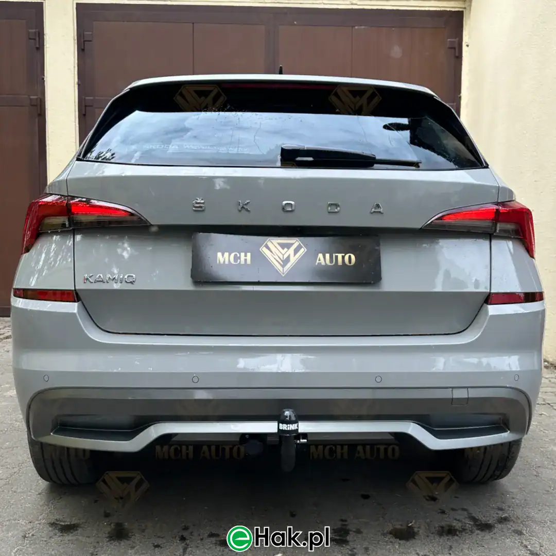 montaz haka holowniczego skoda kamiq