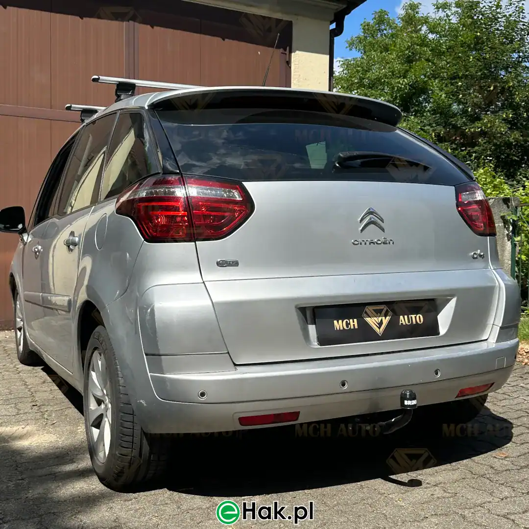 montaz haka holowniczego citroen c4 picasso