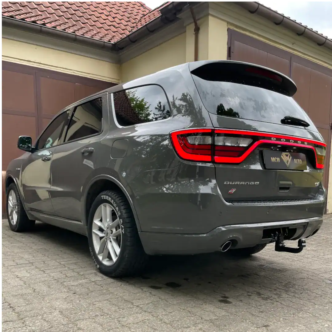 montaz haka holowniczego dodge durango rt