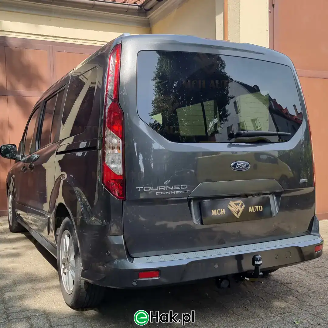 montaz haka holowniczego ford transit tourneo connect