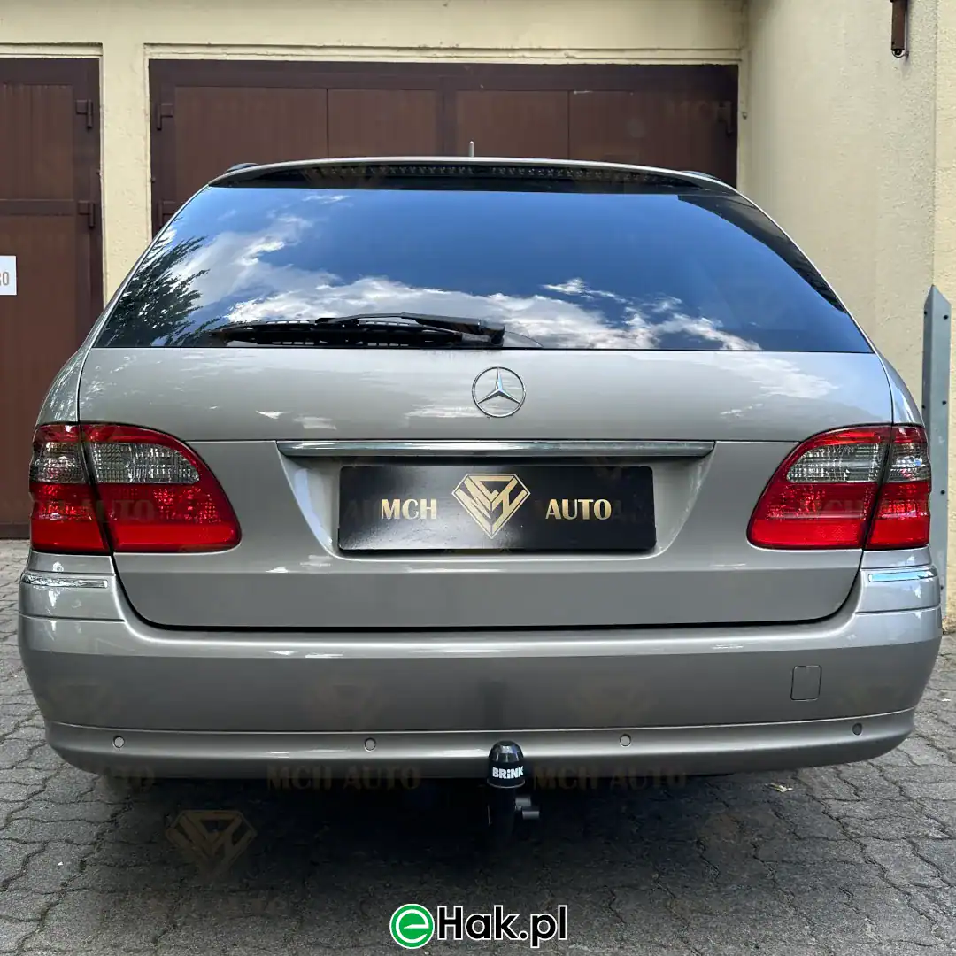 montaz haka holowniczego mercedes e s211