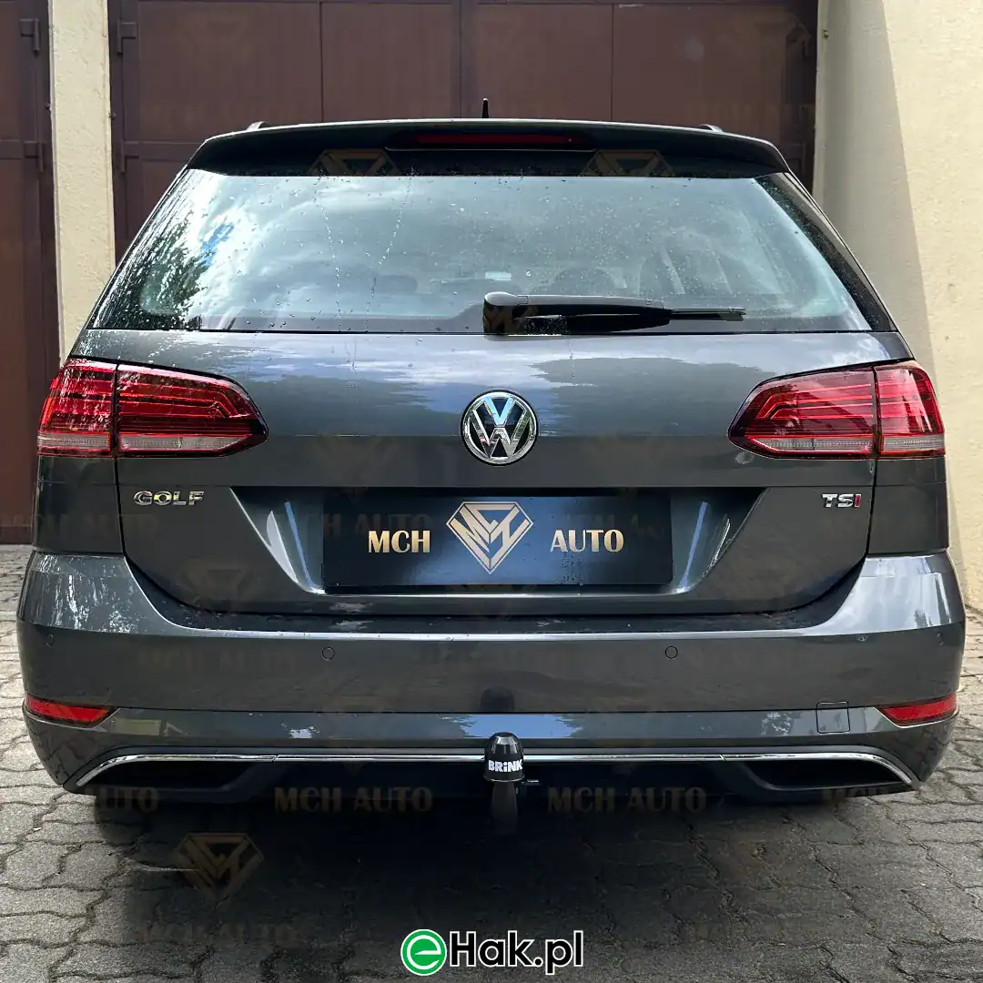 montaz haka holowniczego vw golf vii variant