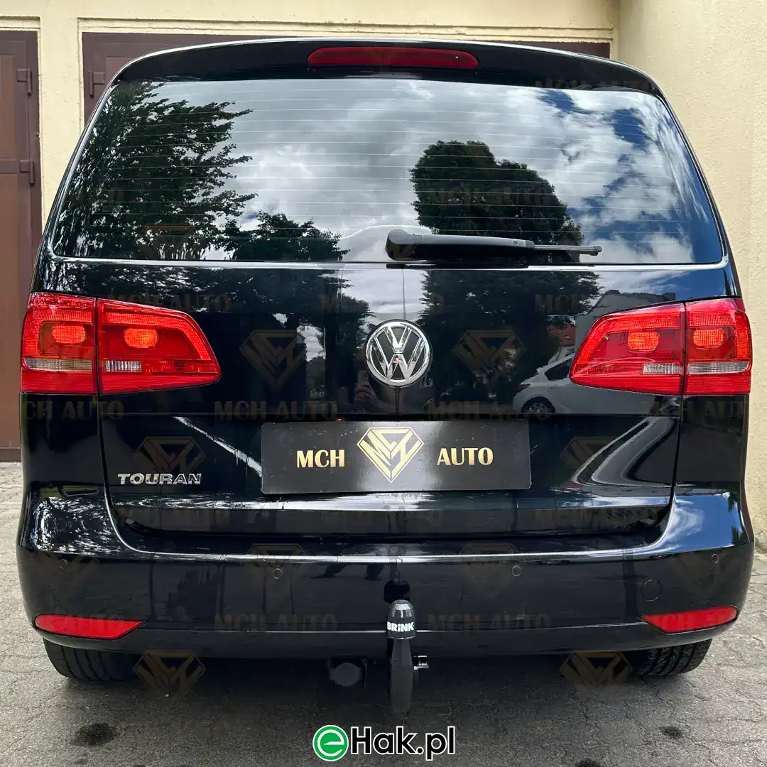 montaz haka holowniczego vw touran