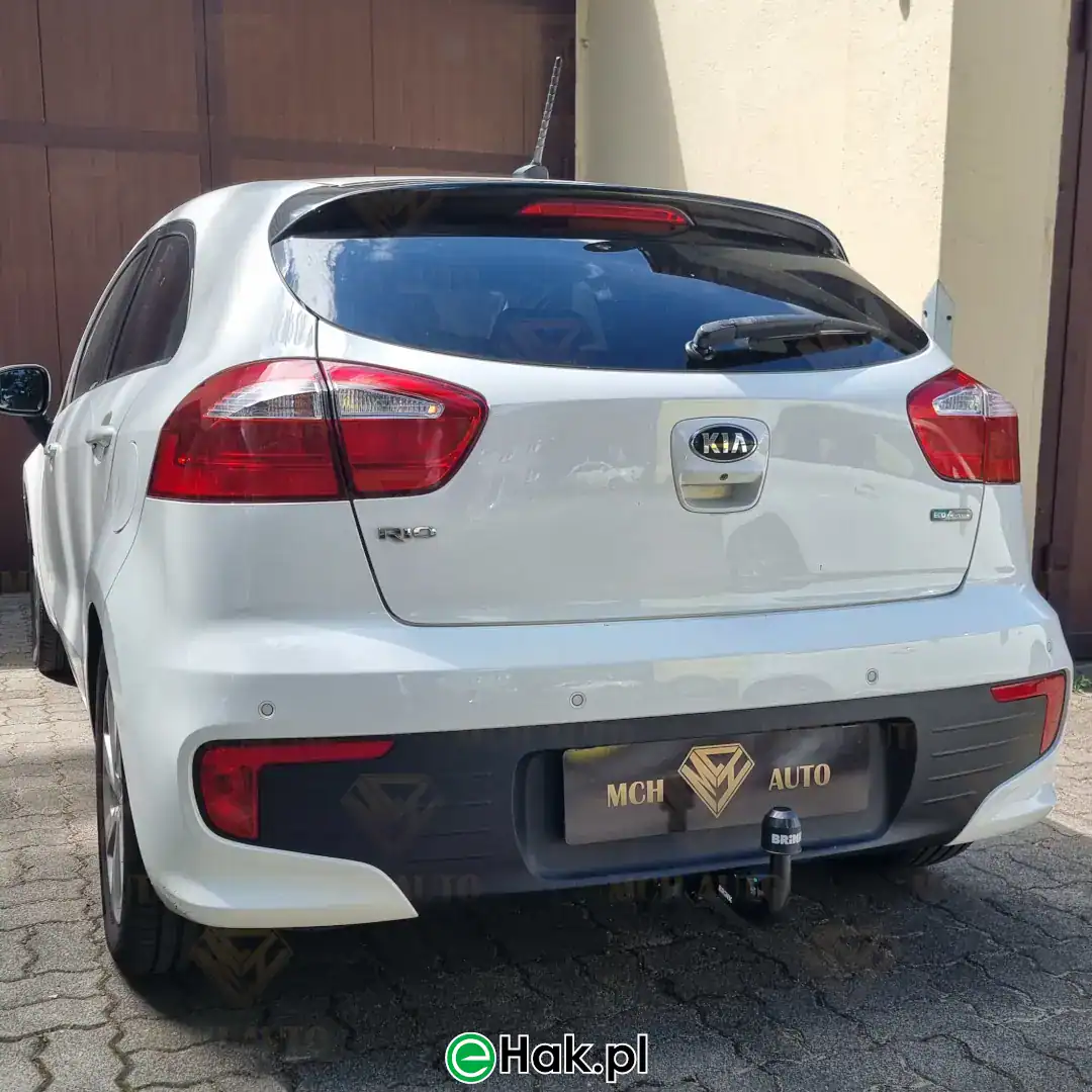 kia rio montaz haka holowniczego