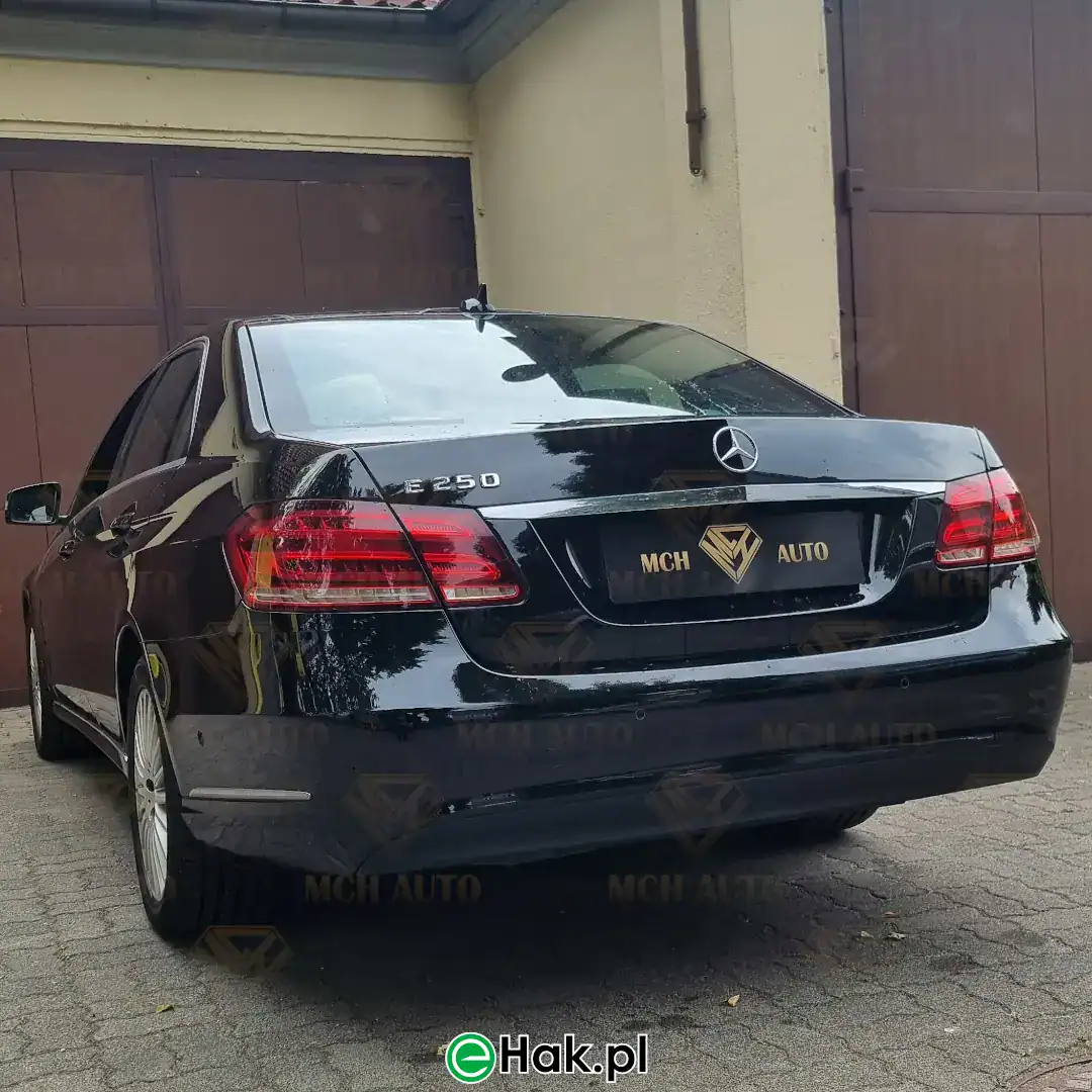 mercedes e klasa w212 montaz haka