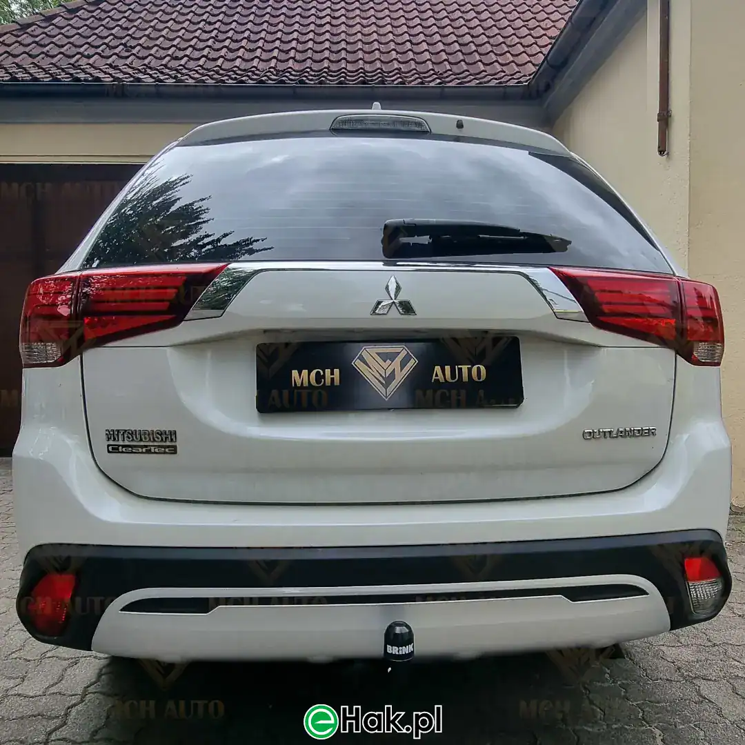 mitsubishi outlander iii montaz haka holowniczego