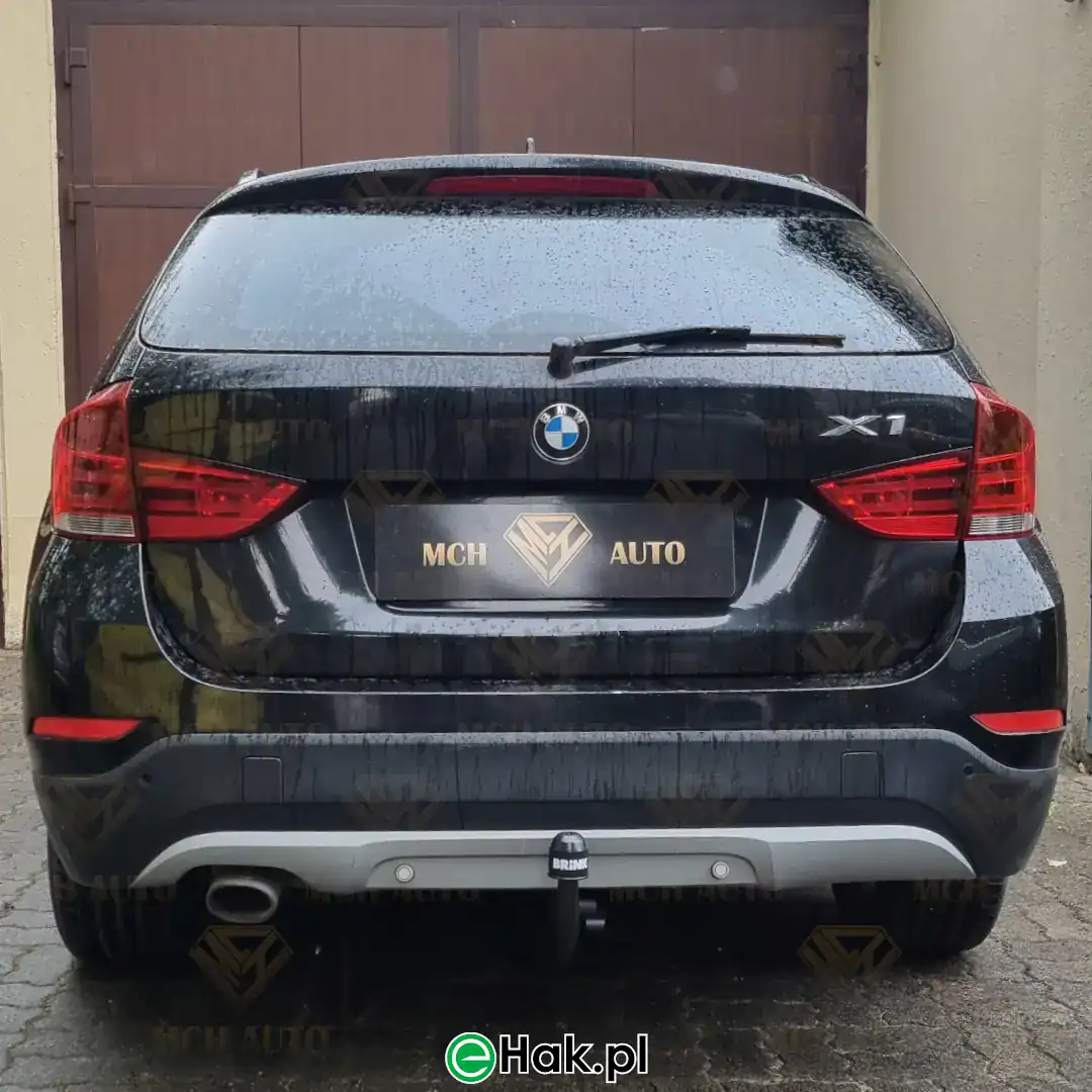 montaz haka holowniczego bmw x1 e84