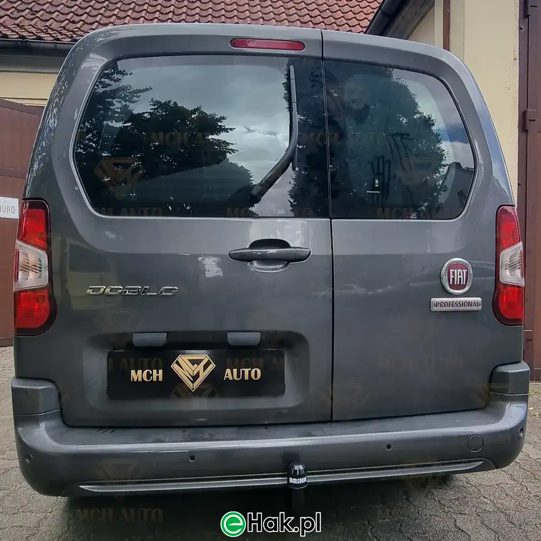 montaz haka holowniczego fiat doblo crewcab