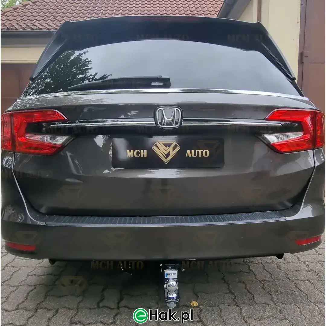 honda odyssey montaz haka holowniczego