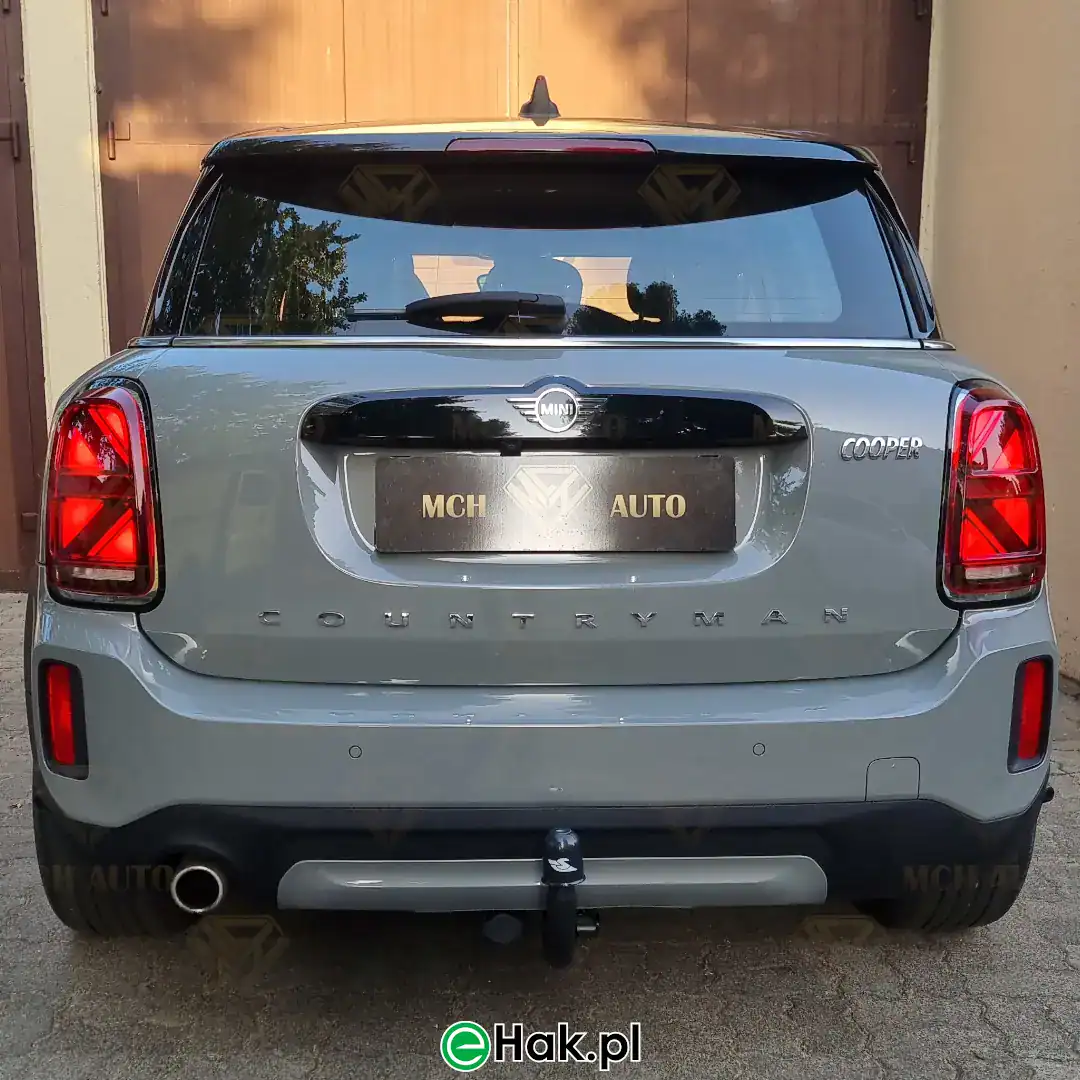 montaz haka holowniczego mini cooper countryman