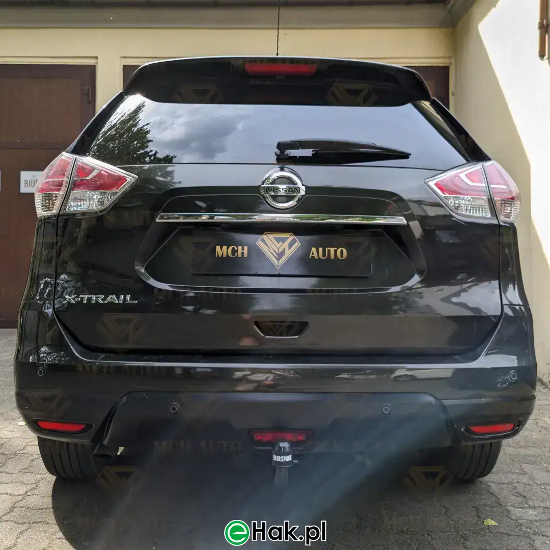 nissan x-trail montaz haka holowniczego