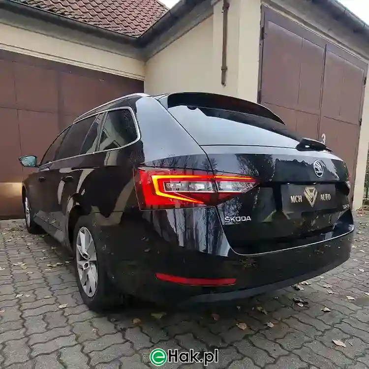 Montaż haka holowniczego skoda superb 3 kombi