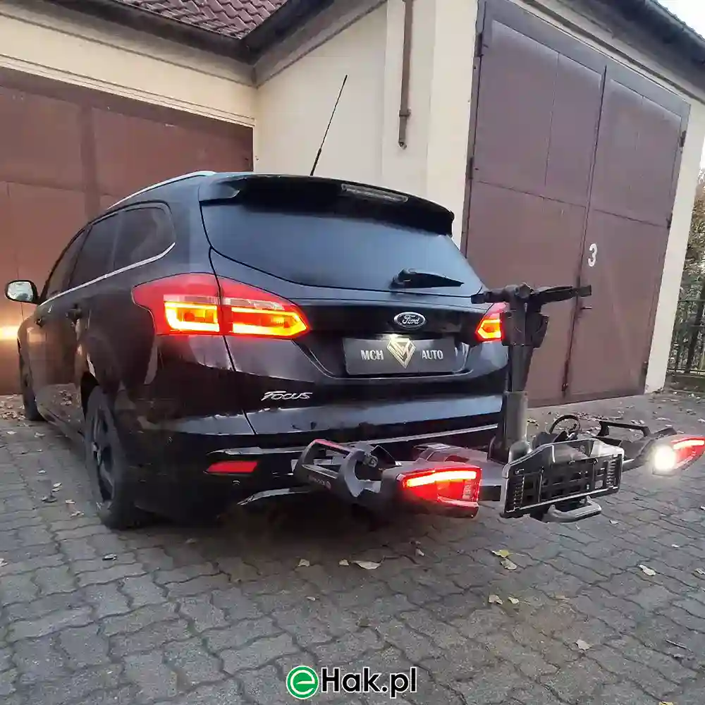 Montaż haka holowniczego Ford FOcus III ST Line (3) webp