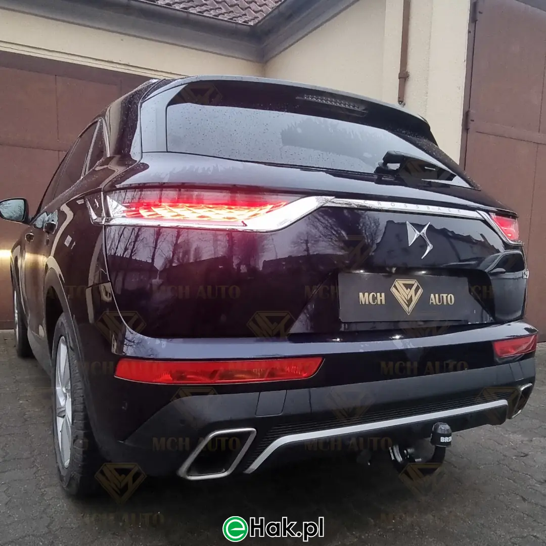 montaż haka ds ds7 crossback 1