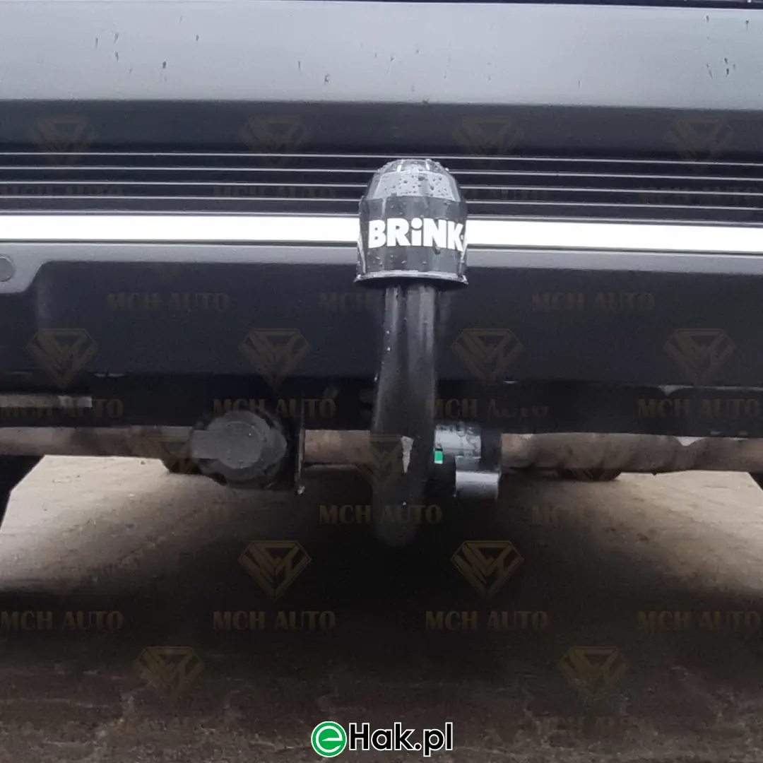 montaż haka ds ds7 crossback 2