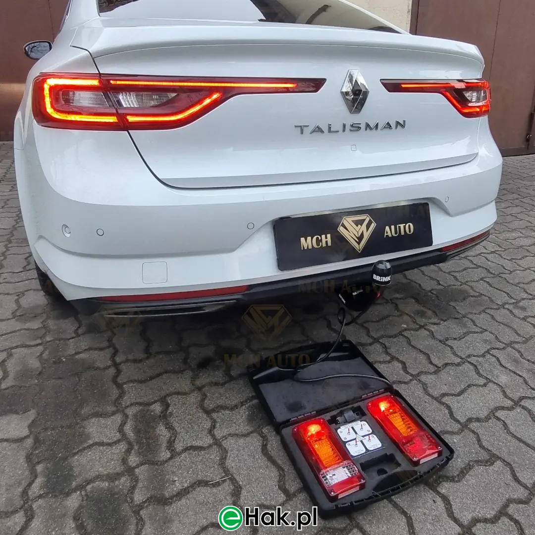renault talisman sedan montaż haka holowniczego 1