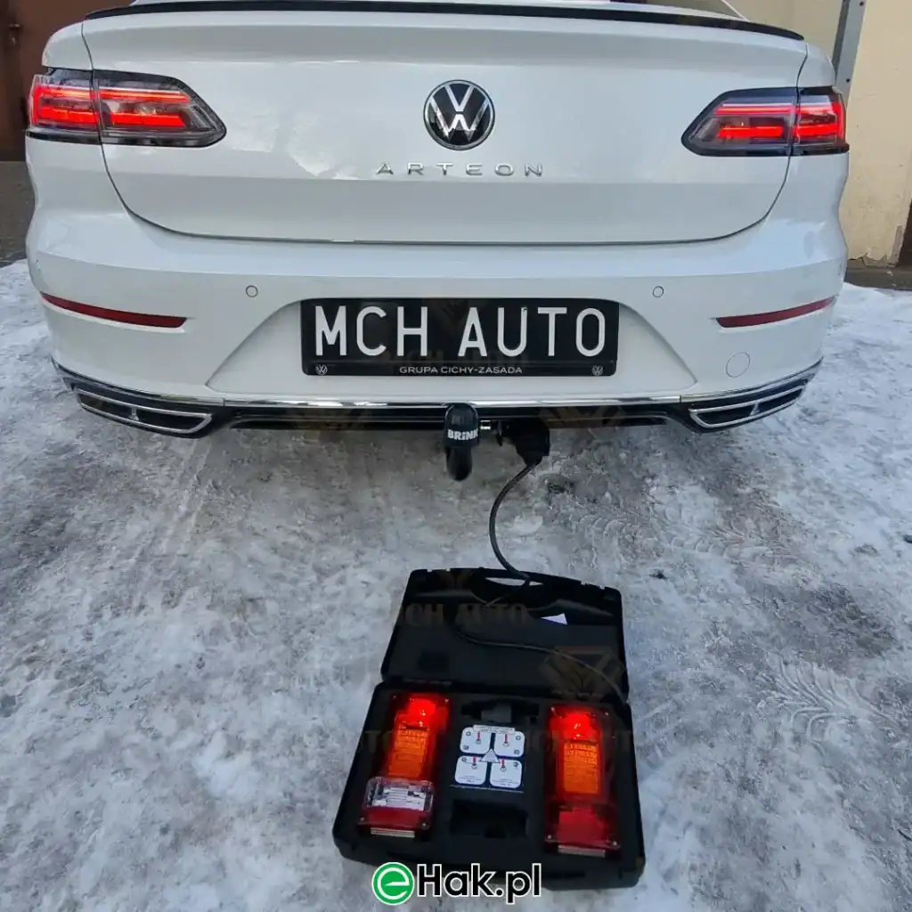 1 montaż haka holowniczego vw arteon