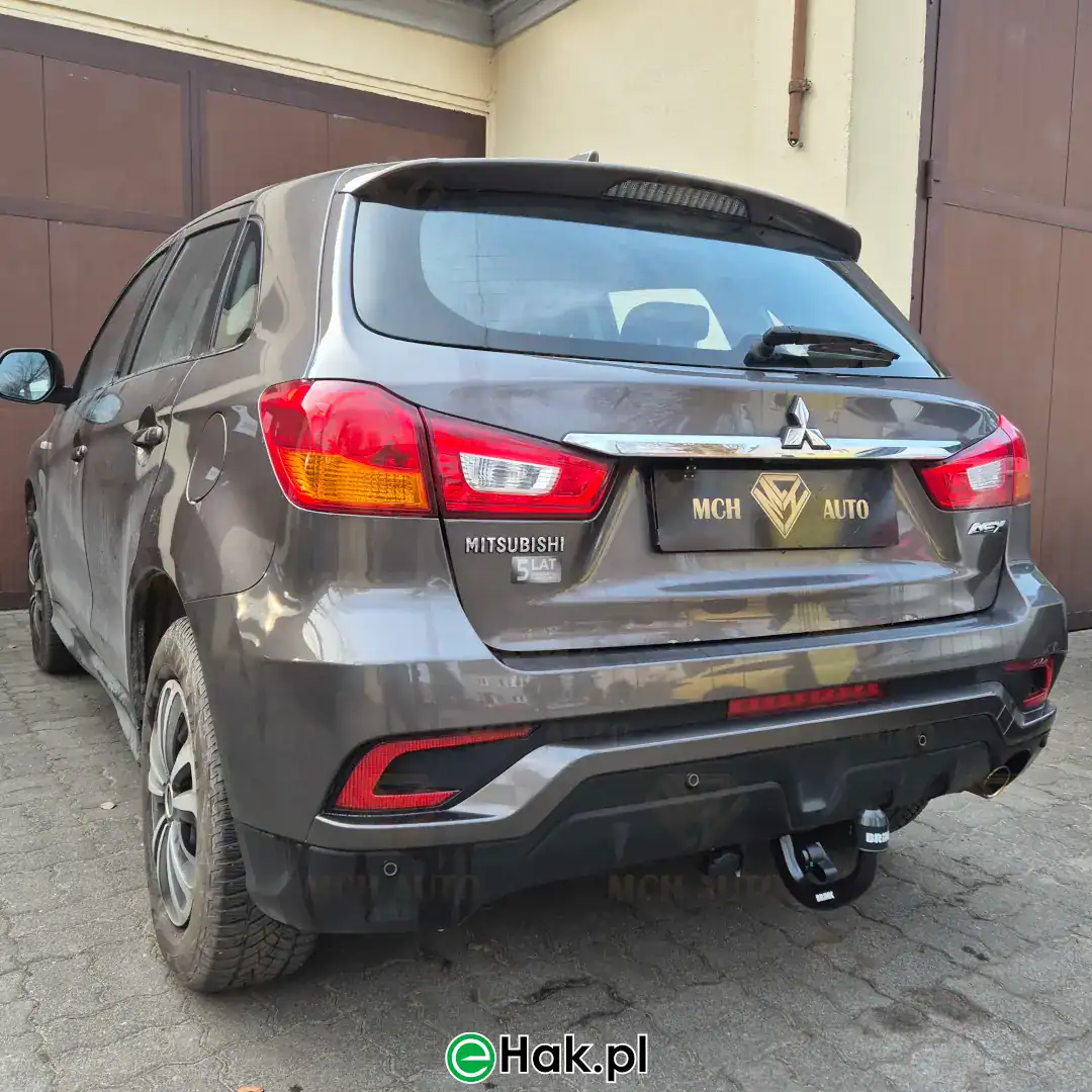 1 montaż haka mitsubishi asx