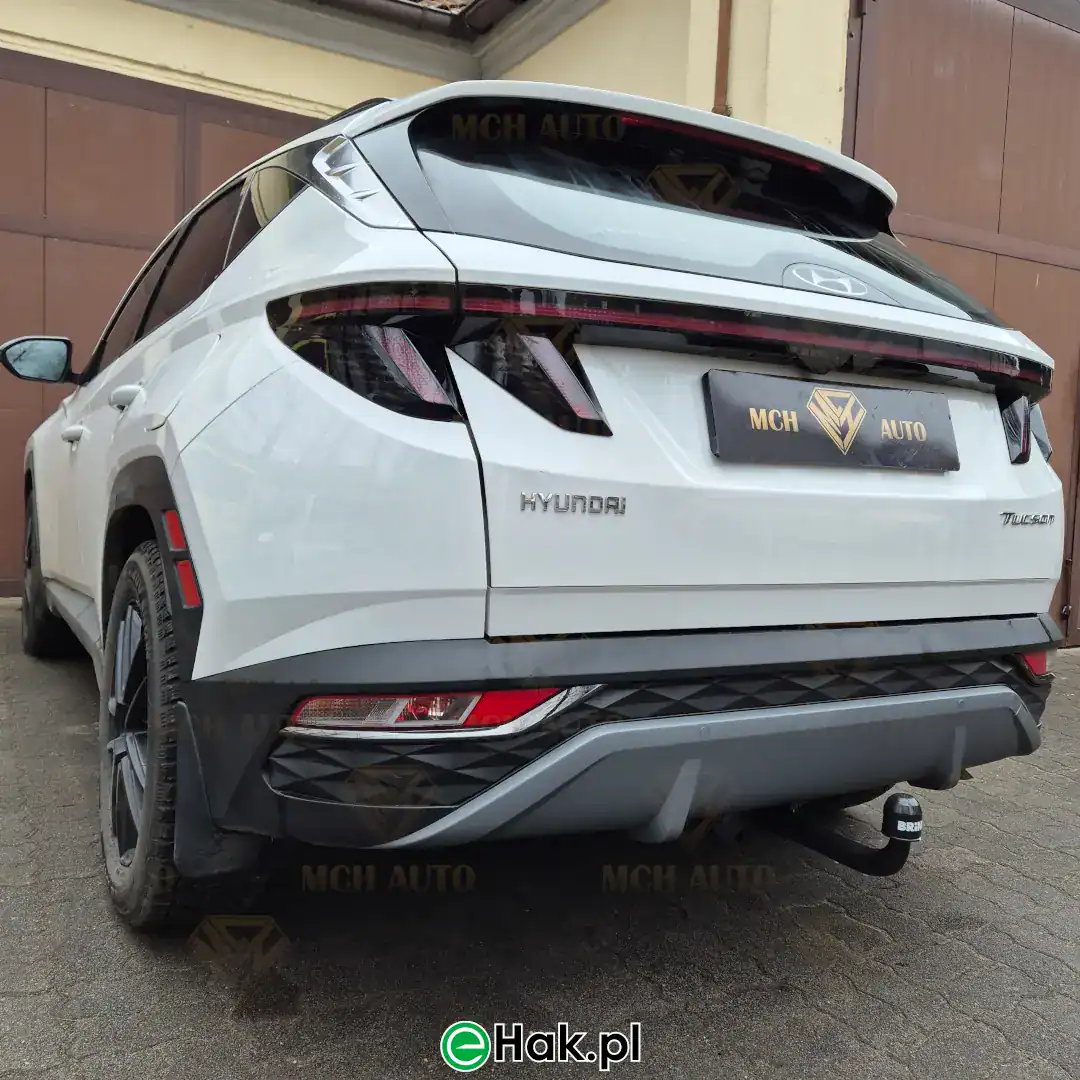 2 montaż haka hyundai tucson