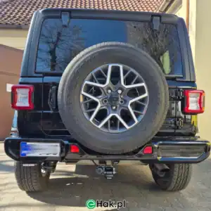 4 montaż haka holowniczego jeep wrangler sahara