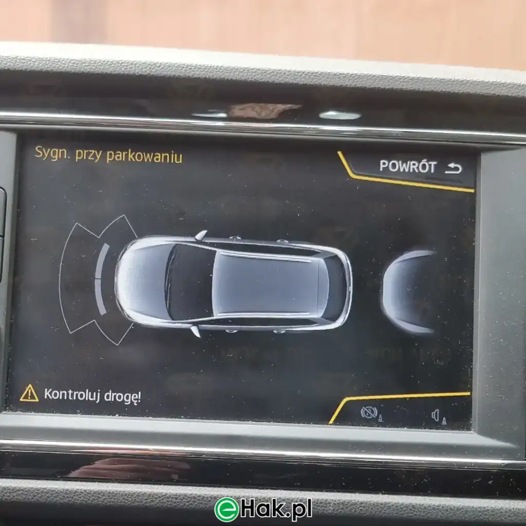 montaż haka holowniczego seat leon st fr