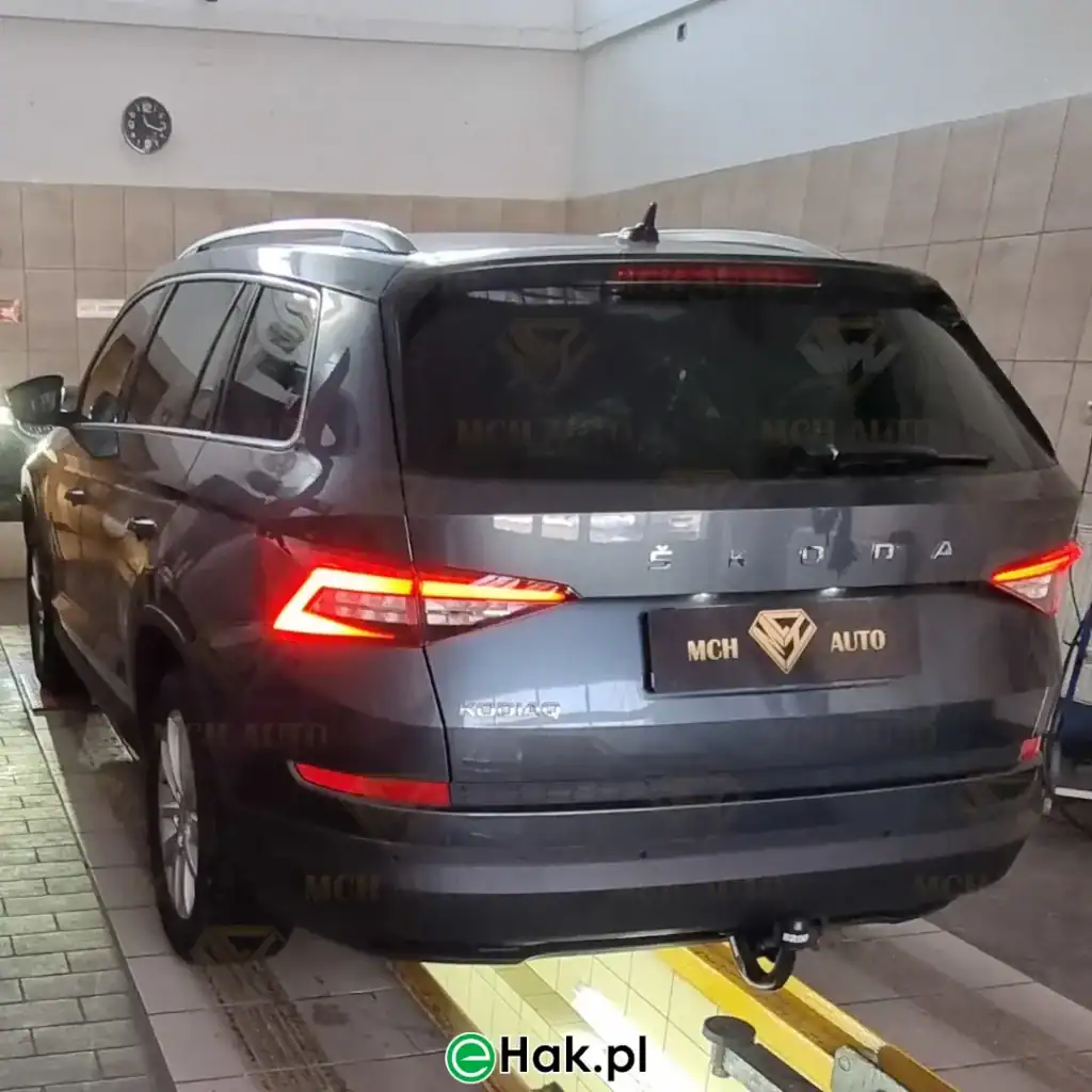 montaż haka holowniczego skoda kodiaq