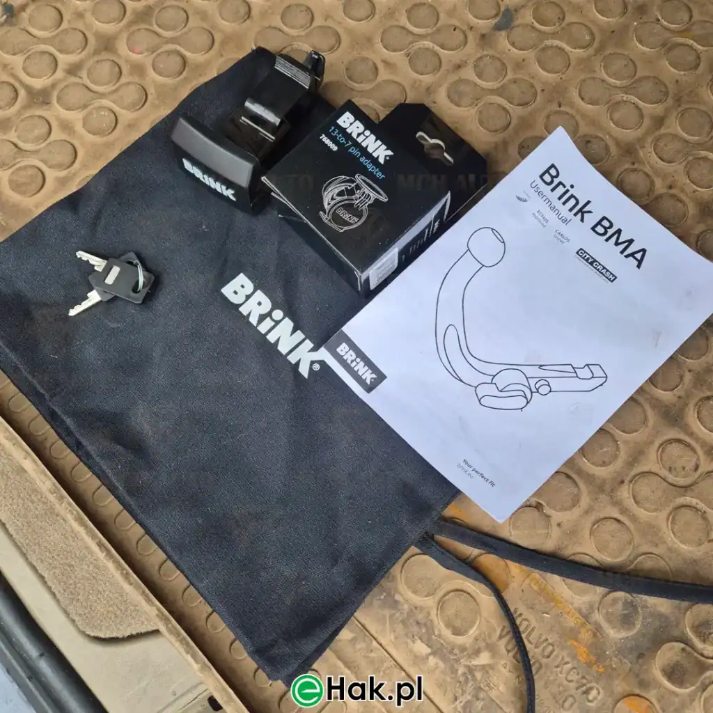 1 montaż haka holowniczego volvo v70