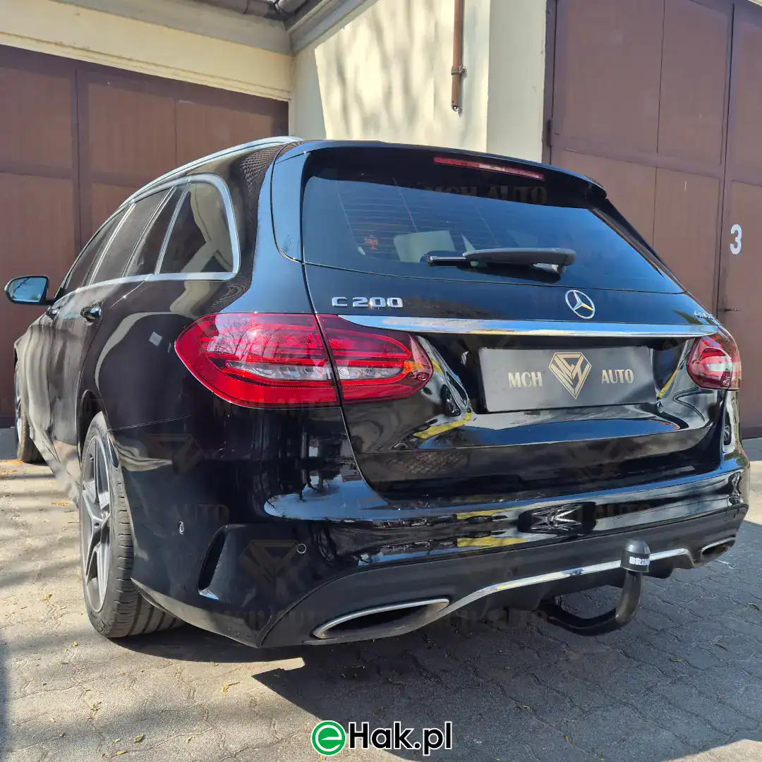 1 montaż haka mercedes c w205