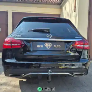 3 montaż haka holowniczego mercedes c w205