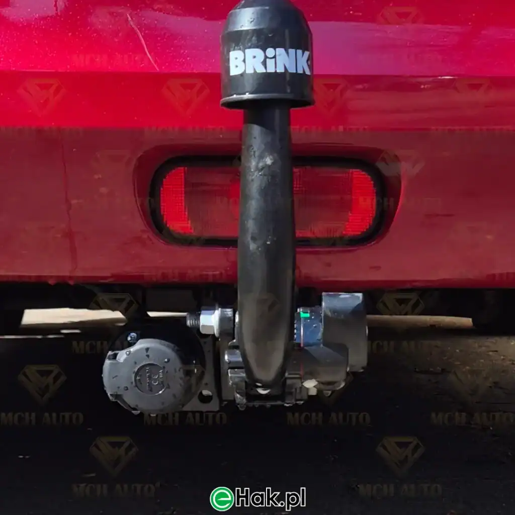 3 montaż haka holowniczego suzuki swift