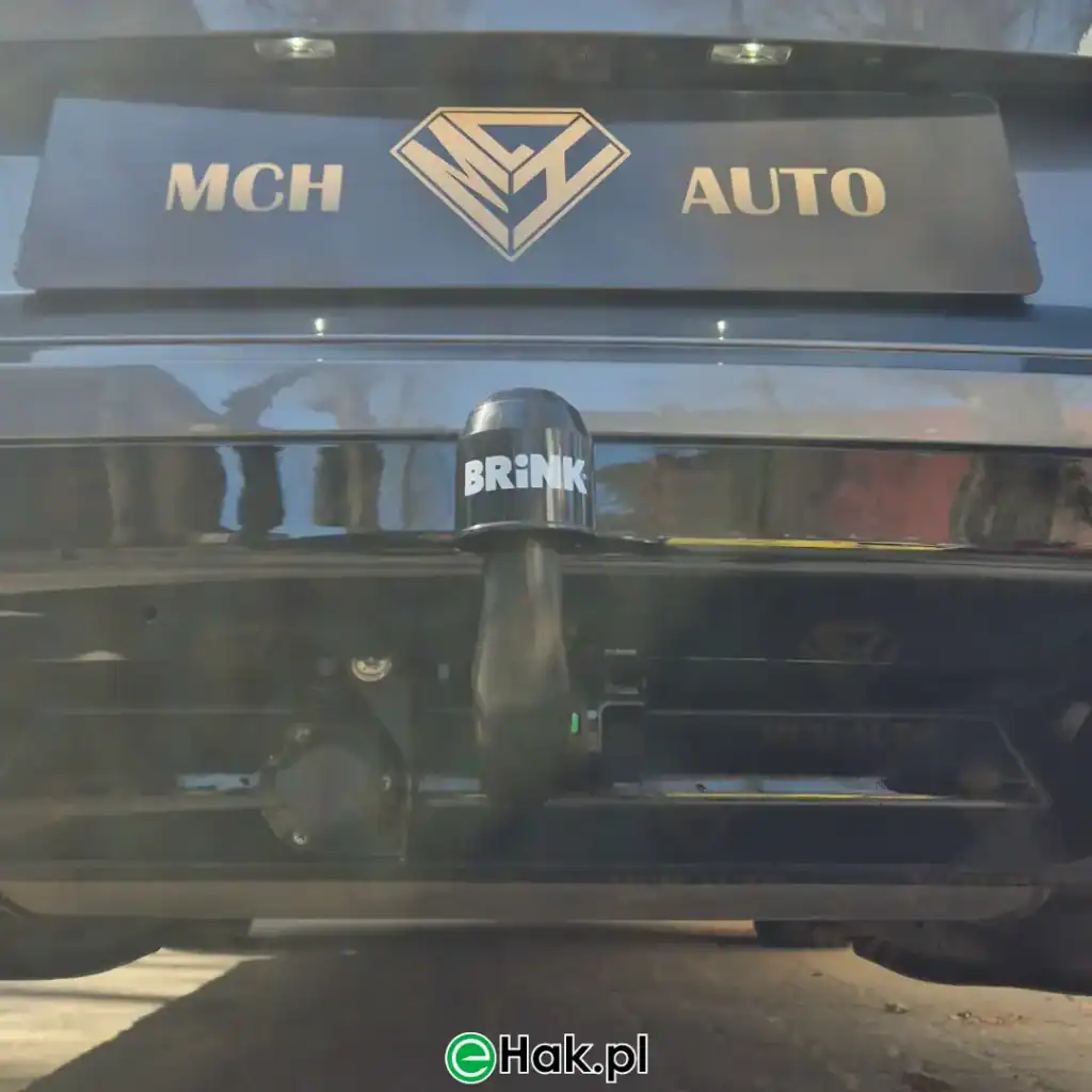 4 montaż haka holowniczego cupra formentor