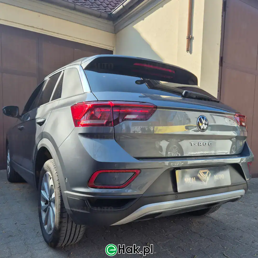 4 montaż haka vw t-roc