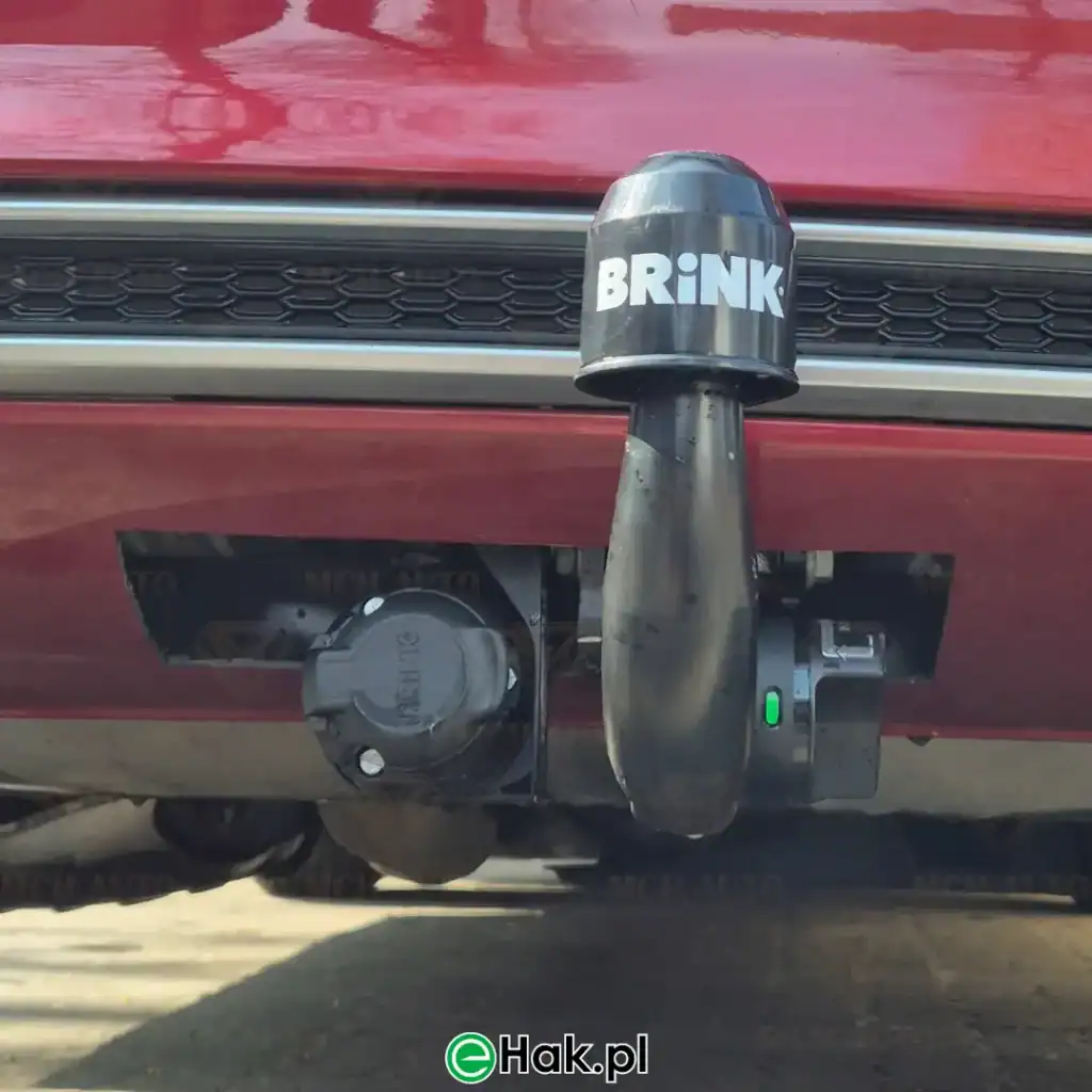 5 montaż haka holowniczego audi q5 fy