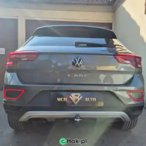 5 montaż haka holowniczego vw t-roc