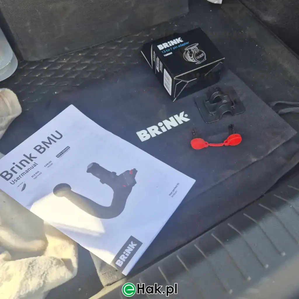 montaż haka holowniczego cupra formentor