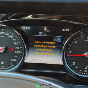 montaż haka holowniczego mercedes klasa e w213