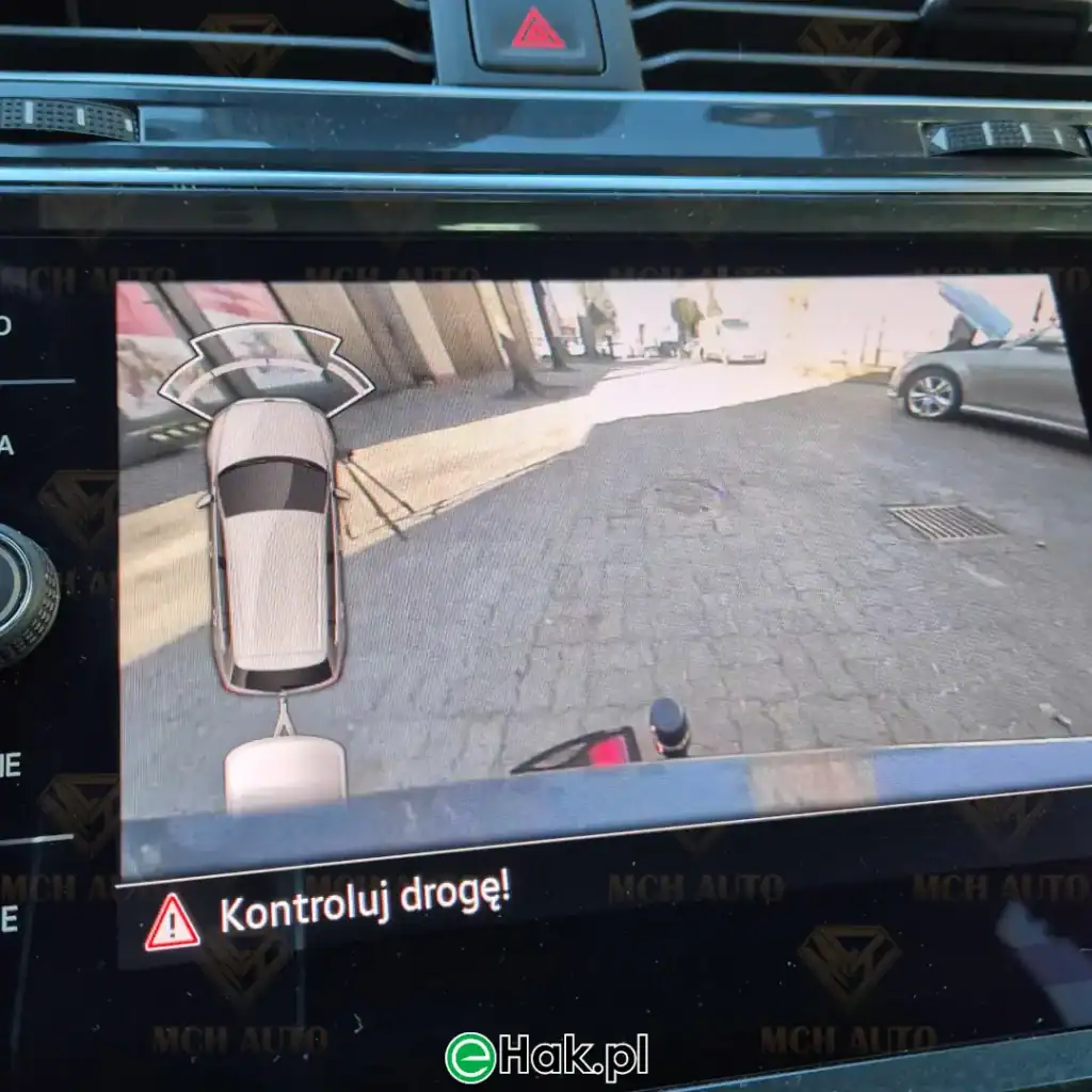 montaż haka holowniczego vw tiguan