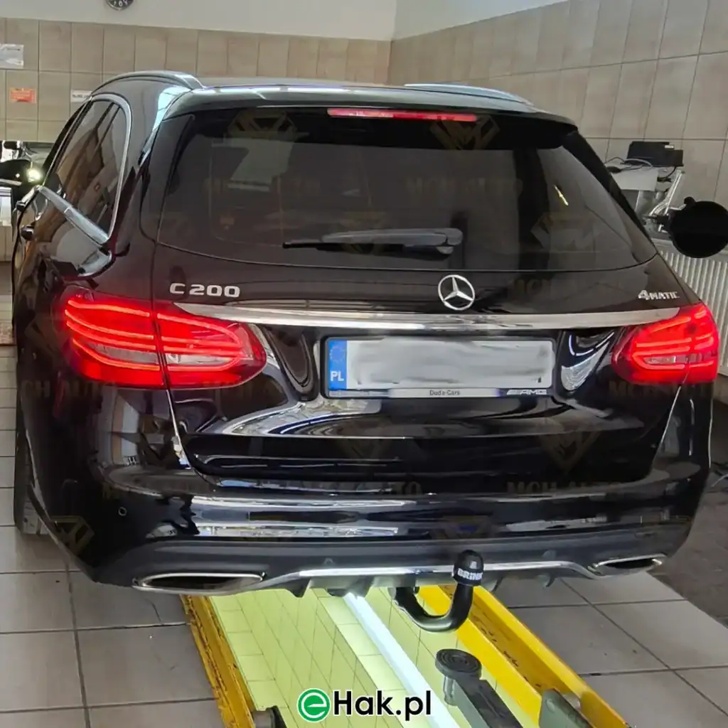 montaż haka mercedes c w205