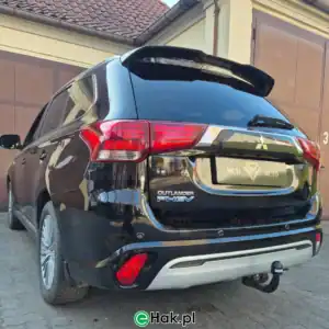montaż haka mitsubishi outlander phev